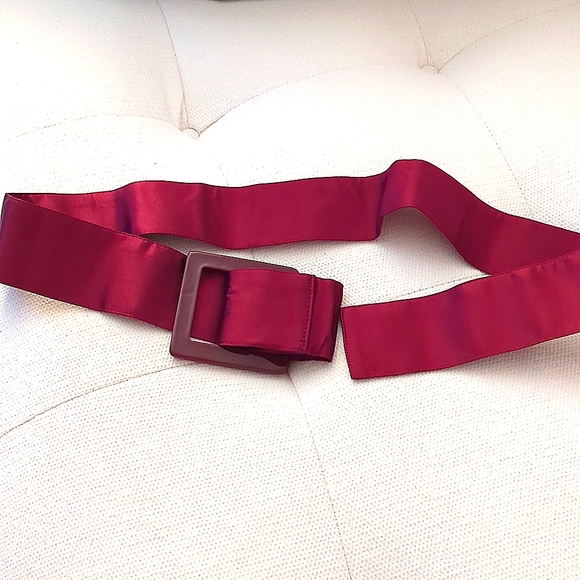 Anne Fontaine scarlet silk belt